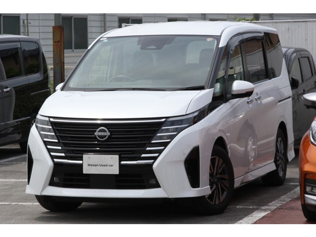 セレナ 1.4 e-POWER ハイウェイスターV ステップタイプ