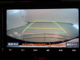 バックガイドモニターで、後方を確認しながら安心して駐車することができます。運転初心者も熟練者も必須の機能ですよ!