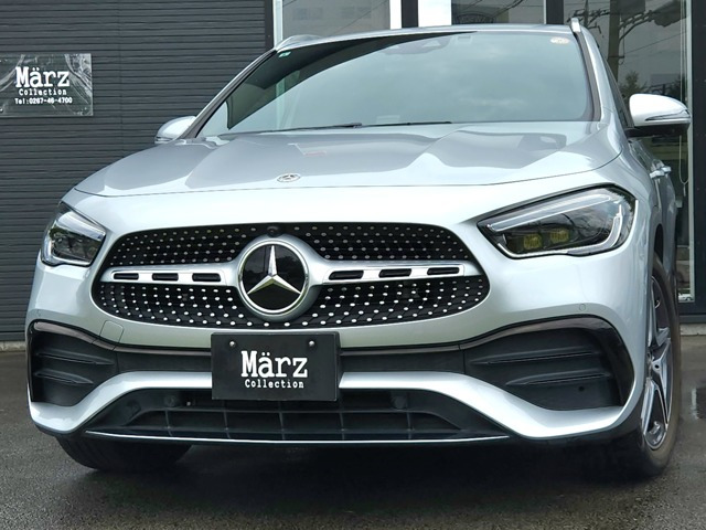 GLAクラス GLA200d 4マチック AMGライン 4WD