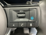 アクセルから足を離しても設定したスピードを保ち走行し、高速道路での疲労軽減に役立つクルーズコントロール付きです!