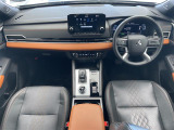 アウトランダー PHEV 2.4 P 4WD 本革シート