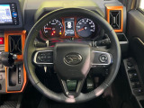 【純正革巻きステアリング】上質な革を使用することで、手にしっかり馴染みとても運転しやすいハンドルです♪