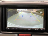 バックカメラ付きで、車両周辺の安全確認も一目できます!小さなお子様や障害物も確認できるので、運転のしやすさだけでなく事故防止にも役立ち安心して駐車出来ます♪