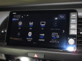 ナビゲーションは純正9インチコネクトナビ(LXM-242ZFNi)を装着しております。AM、FM、Bluetooth、フルセグTVがご使用いただけます。初めて訪れた場所でも安心ですね!