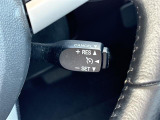 【 クルーズコントロール 】高速道路で便利な機能です!アクセルを離しても一定速度で走行ができる装備です!加速減速もスイッチ操作でOKです!//