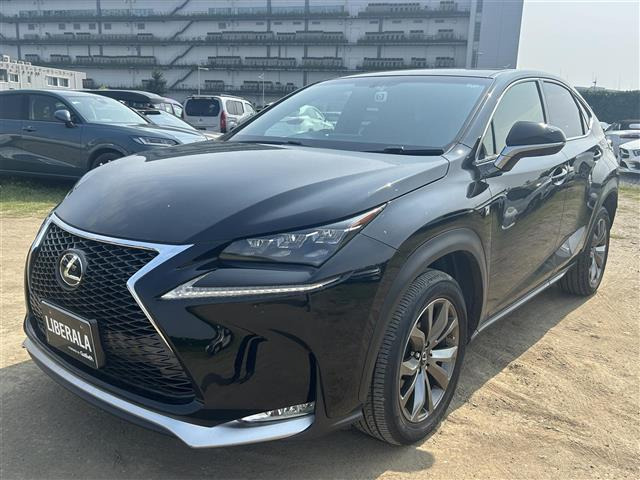 NX 200t Fスポーツ 本革シート サンルーフ