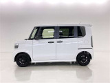 色は人気のパールマイカです。