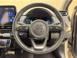 ステアリングスイッチ搭載!手を離さずに手元のスイッチでさまざまな操作が可能。運転中、視線をそらさなくても操作ができて安全です!