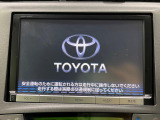 【純正ナビ】人気の純正ナビを装備しております。ナビの使いやすさはもちろん、オーディオ機能も充実!キャンプや旅行はもちろん、通勤や買い物など普段のドライブも楽しくなるはず♪