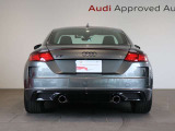 Audi認定中古車保証は全国共通のサービスです。全国の正規ディーラーにて保証整備をご利用いただけます。