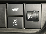【パワーバックドア】スマートキーや運転席のボタンを押すだけでリアゲートが自動で開閉します!荷物を持っている時や、高い位置にあるバックドアを閉める際に便利な機能です♪