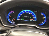 大型メーターで視界も良好な運転席廻りです。運転時の視線移動が少なくて済むので、安全性にも一役かってくれます。
