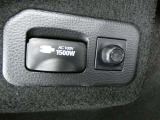 【アクセサリーコンセント(AC100V・1500W)】・・・AC100Vで最大消費電力1500W以下の電気製品を使用できます。災害時に電力が必要なとき給電ができます。