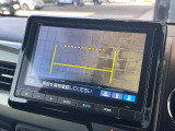 パーキングセンサーもついておりますので駐車などが苦手な方も安心して運転が可能です。