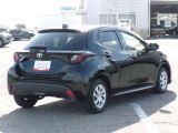 明るく広々、落ち着いた店内では、中古車のご検討・ご購入のほか、携帯電話(au)の購入等、様々なご相談に幅広く応えていきます♪