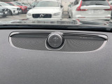 【Bowers & Wilkins】ボルボのプレミアムオーディオ。車内空間という特殊な環境に100年以上の伝統を持つイェーテボリ交響楽団の音響を再現した「コンサートモード」を搭載。