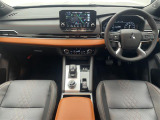 アウトランダー PHEV 2.4 P 4WD ワンオーナー