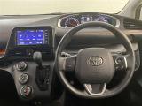 インパネはシンプルなデザイン。運転もしやすそう♪