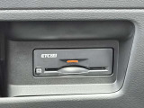 人気のオプションETC付き!高速道路の料金が優遇されます!料金所もノンストップ通過!後から付けると2万円前後はするオプションですのでお得です!