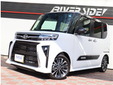 【車屋】として、長く車業界に従事した経験豊富なスタッフが多数在籍しております。