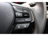 安全運転支援システムHonda SENSINGを搭載。アダプティブクルーズコントロール、車線維持など複数の先進技術で安心・快適なドライブをサポートします