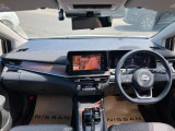 運転席まわりです。細かいオプションなど、気になるところがあればお気軽にメールやお電話等でお問合せください。