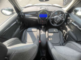 時を経ても深い魅力を放ち続けるMINI。より快適にお乗り頂くために、3つのサポートプログラムをご用意しております。※認定中古車保証は登録日より最長4年間まで延長が可能です。