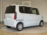 ご納車までの期間ですが、県内のお客様は1、2週間、県外のお客様は2、3週間ほどでご納車が可能となります。ただし、お支払いや書類の状況によっては多少の前後もありますので、その際には何卒ご了承下さい。