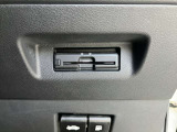 ETC車載器付きです♪高速道路をスイスイと通過!で、キャシュレス!クルマは料金所をノンストップで通過することができます☆