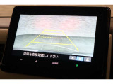 バックカメラが装備されており、後方の安全確認はもちろんのこと狭い場所での駐車や雨の日・夜間など視界の悪いコンディションでのストレスの軽減にもなります!