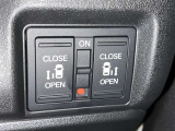 両側電動スライドドアで狭い所でも乗り降り楽々です!