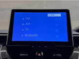 ディスプレイオーディオを装備。スマホと車をつなぐことで、これまでのナビに加えていろんなサービスが楽しめます。