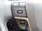 ブルートゥースに接続すれば、スマホに入れている音楽が聞けたり運転中に電話がかかってきてしまった場合もハンドルから電話を取ることができます!