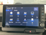 Honda CONEECT対応で、更に便利が広がったナビディスプレーです♪また、フルセグTVの他にDVD/CDプレーヤーを装備♪もちろんFM/AMラジオもお聞きいただけますよ♪
