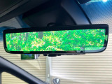 【デジタルインナーミラー】後席の大きな荷物や同乗者で後方が確認しづらい時でも安心!カメラが撮影した車両後方の映像をルームミラー内に表示。クリアな視界で状況の確認が可能です!