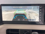 目視できないフードで隠れた路面の映像を表示するインビジブルフードビュー