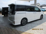 自動車保険も取り扱っております。この機会に保険を見直しましょう♪