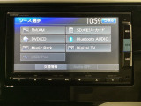 ナビゲーションはフルセグTV対応のGathers純正メモリーナビを搭載しています。Bluetoothオーディオ機能がありますので、スマートフォンなどの音楽も再生できます。
