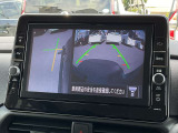 カメラは切り替えが可能で見えにくい左前の死角えおサポート!