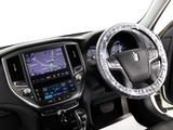 使いやすさや安全性を追求したステアリング周り!高級車ゆえにスイッチ類が多いのも特徴ですね!考え尽くされた配置ですぐに使いこなす事が出来ますのでご安心下さい!是非、体感してみて下さい!!