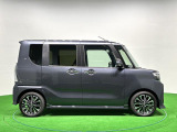 ドアは約90度に開くので荷物も積み込みやすく、乗り降りもしやすい♪ ロングドライブも快適に過ごせる工夫がいっぱいです♪♪