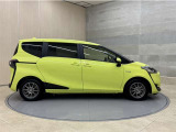 「中古車ハイブリッド保証」付き。ハイブリット機構を無償で保証します。保証期間は初度登録年月から10年目まで、または3年間の長い方。但し累計走行距離が20万km以内。