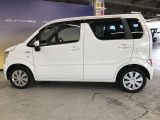 エンジンルーム、室内、クリーニング済みです。厳選したお車を屋内展示場にて展示中☆車両品質には自信がございます!ぜひ一度ご来店ください!!