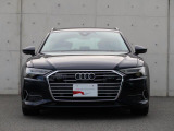 一目でAudiだと分かる特色を持つフロントマスク。