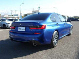 BMWのお車は、&ldquo;駆け抜ける歓び&rdquo;を体現しております。走行の安定性とコーナリングの良さを追求し、思い通りにハンドルの操作可能です。