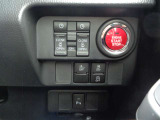 両側電動スライドドア完備。運転席からも開閉ができます。