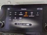 純正10インチナビが装備されております。フルセグTV、DVD再生なども対応しております!