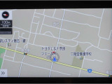 視認性に優れたナビゲーションを装備。現在地が分かりやすく、初めての場所でも安心してドライブ出来ます。日常使いから遠出まで、頼れる装備です。