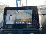 「上から丸見え」のアラウンドビューモニター搭載で運転の不安も一発解消♪