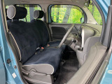 運転席シート廻りは使用感も少なく、良好な状態となっています。丁寧に使われていたことがよくわかりますね。